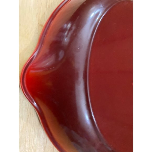 Le Creuset Red 10.1/4 Skillet - Picture 7 of 10